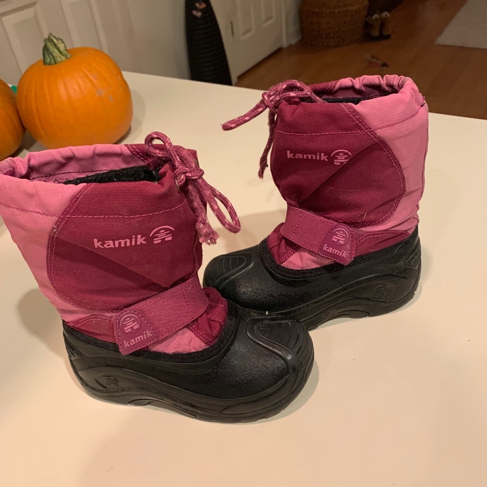 Kamik snow boots size 11